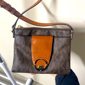 Michael Kors Pocket Bag